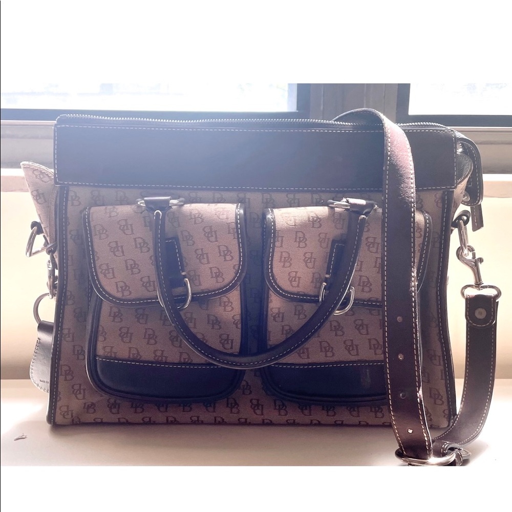 Dooney bourke briefcase handbag brown signature